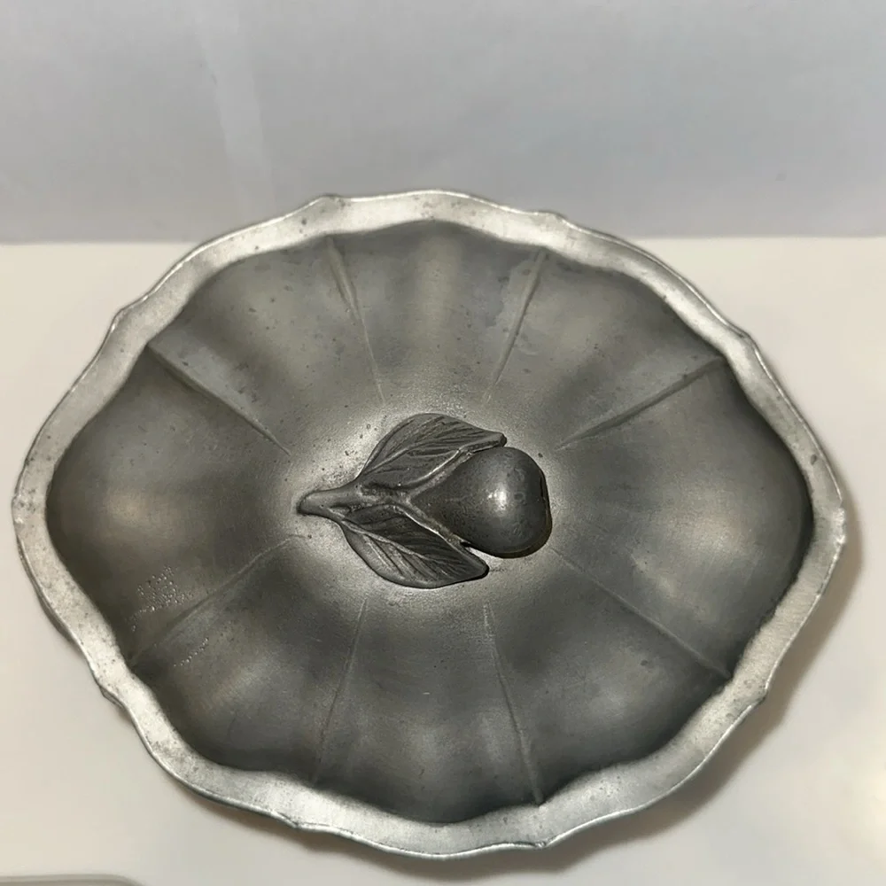FEIN ZINN ETAIN FIN Elegant Vintage Pewter Tureen with Lid - Picture 2 of 12